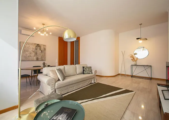 Διαμέρισμα Santa Sofia M4 Chic - Center *